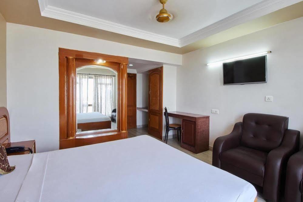 Hotel Sun World Kânyâkumârî Extérieur photo